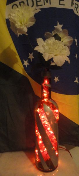 Vaso artesanal com pisca
